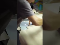 παπούτσια ατόμων που γίνονται