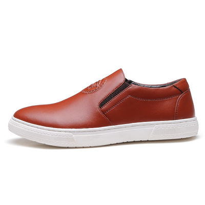 OEM ODM Άνδρες Slip On δερμάτινα παπούτσια Μαύρο / Καφέ με λευκή σόλα