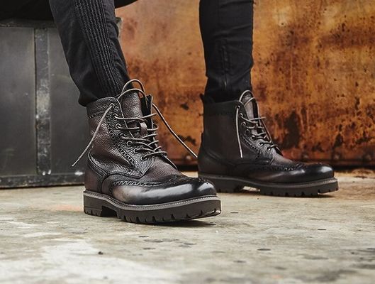 Μαύρο / καφέ ανδρικό δερμάτινο Brogue Γόνατος μπότες με κοφτερό δάχτυλο του ποδιού Στυλ μόδας