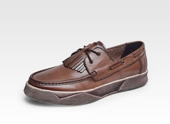 Ρέτρο Casual Άνδρες Flat Shoes Custom Men Leather Driving Loafers με Tassels